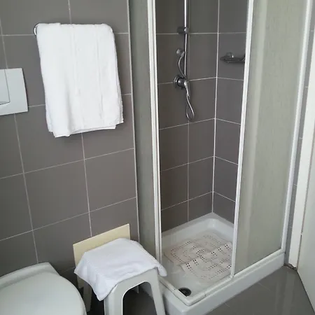 La Bettola Otel Carisio