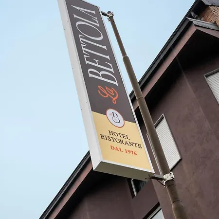 Hotel Ristorante La Bettola 3*