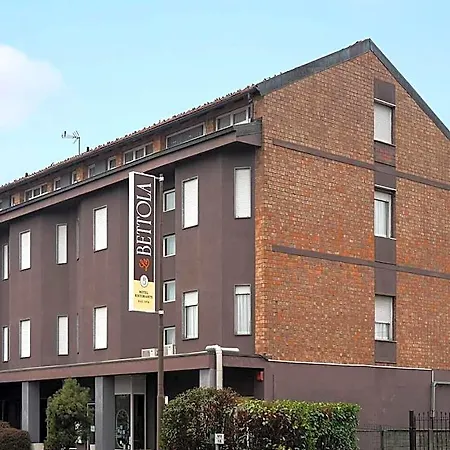 Hotel Ristorante La Bettola 3*