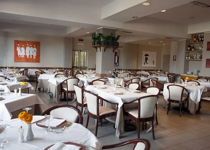 מלון Hotel Ristorante La Bettola 3*