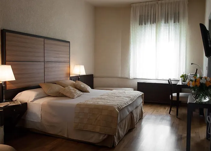 מלון Hotel Ristorante La Bettola Carisio